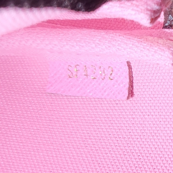 NEW 2022 authentic Louis Vuitton Xmas animation limited edition mini pochette - Picture 14 of 14